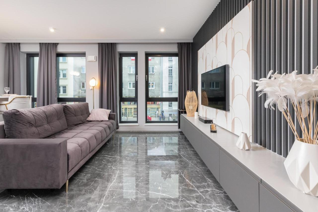 Luxurious Apartment With Two Bedrooms And Parking In Gdynia By Noclegi Renters Kültér fotó