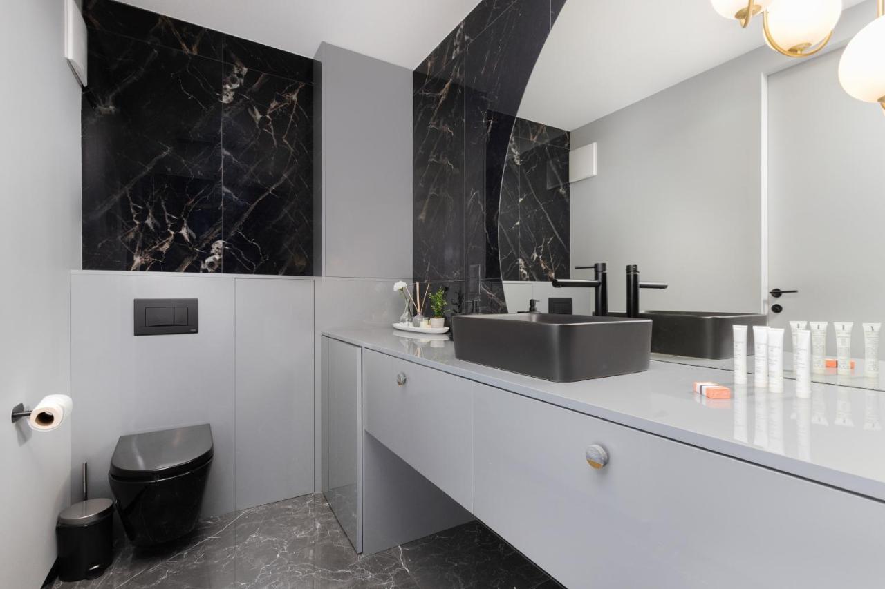 Luxurious Apartment With Two Bedrooms And Parking In Gdynia By Noclegi Renters Kültér fotó